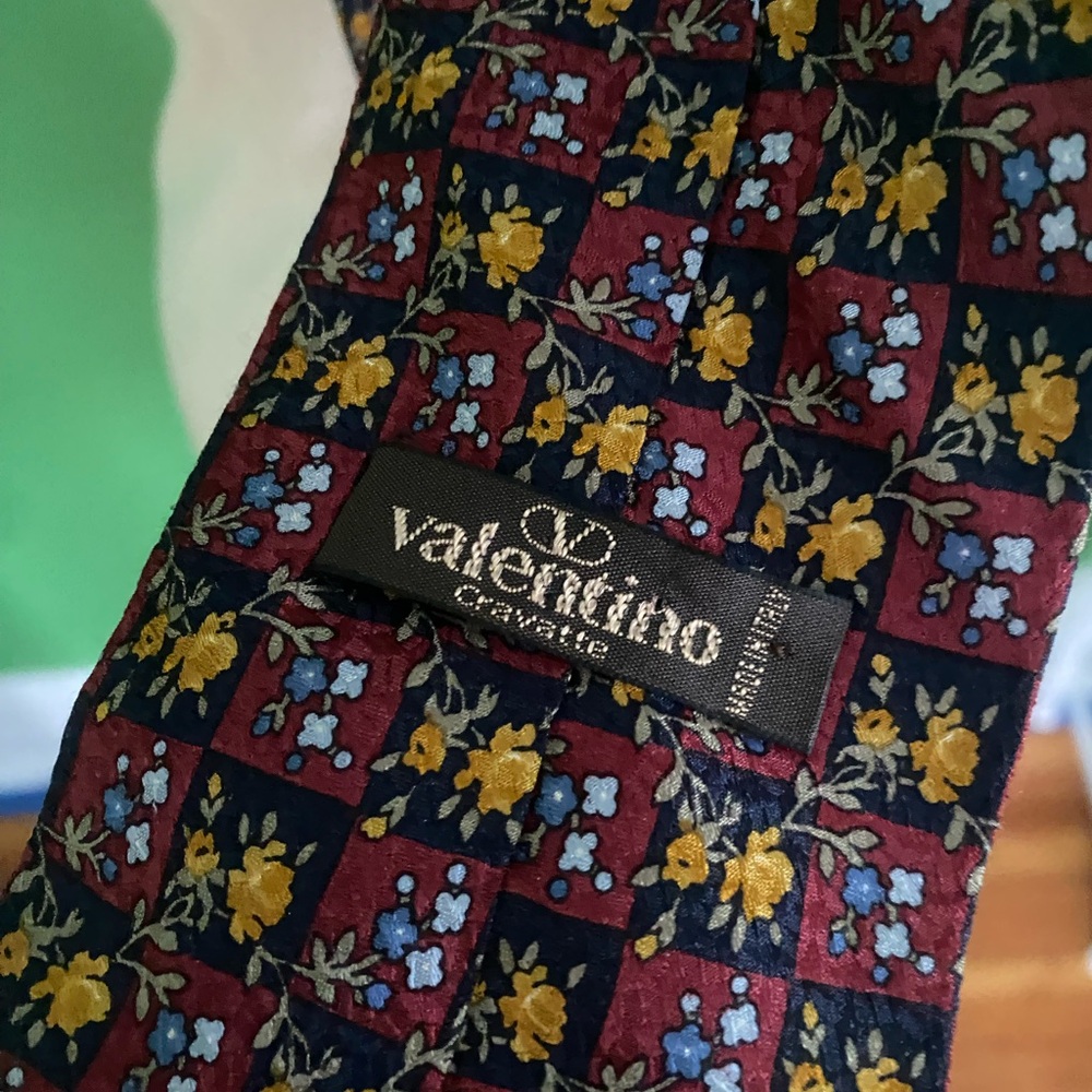 Vintage Valentino burgundy multicolor silk Scarf